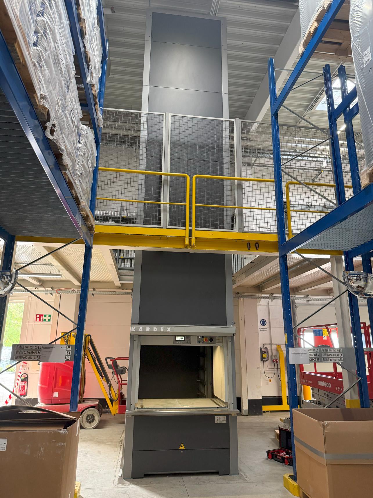 Kardex Lagerlift Typ Shuttle 250-1250-825