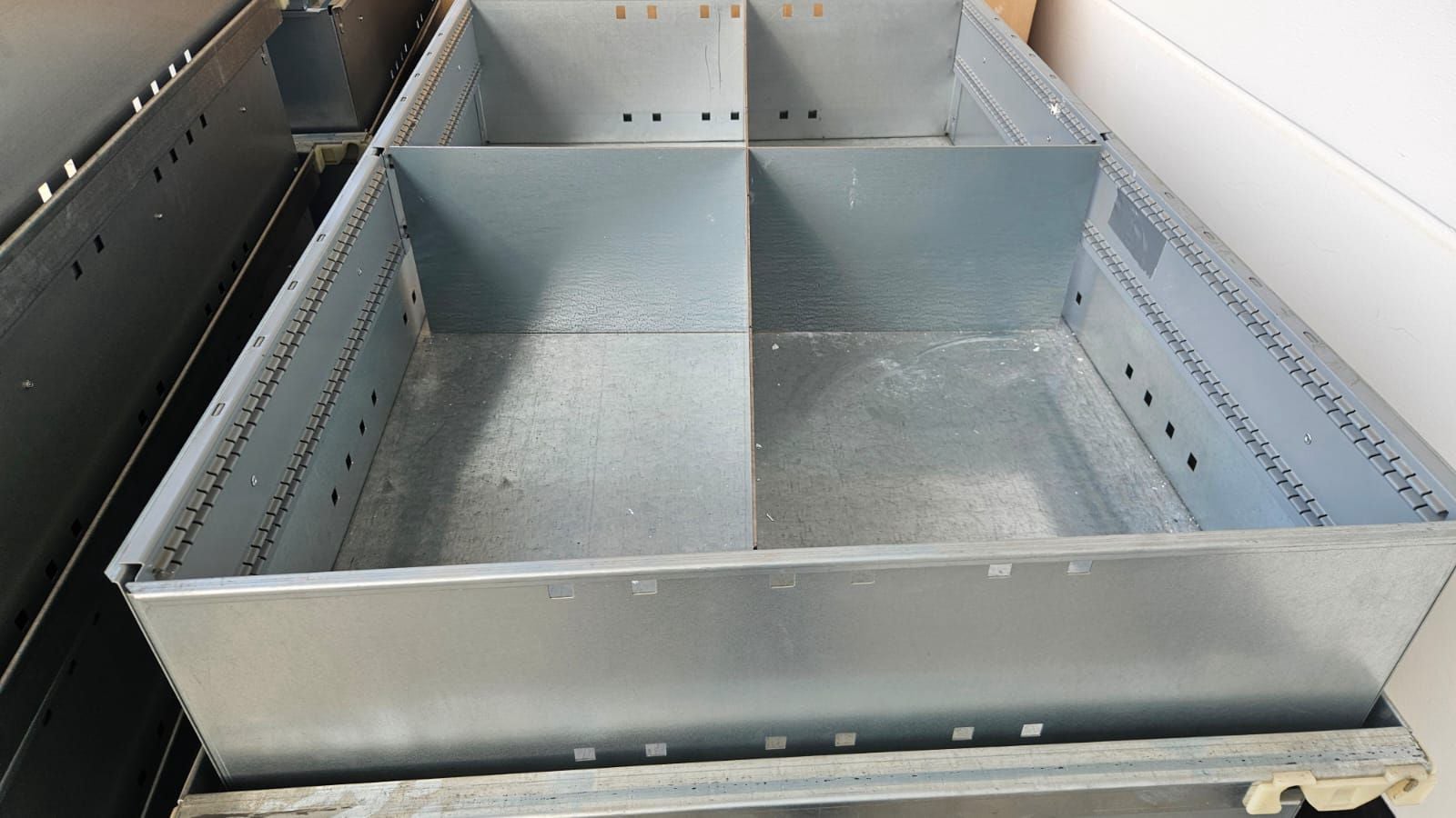 Kardex Lagerlift Typ Shuttle 250-1250-825-2