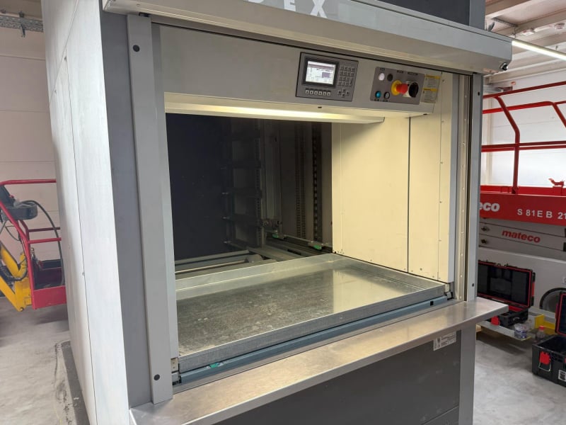 Kardex Lagerlift Typ Shuttle 250-1250-825-4